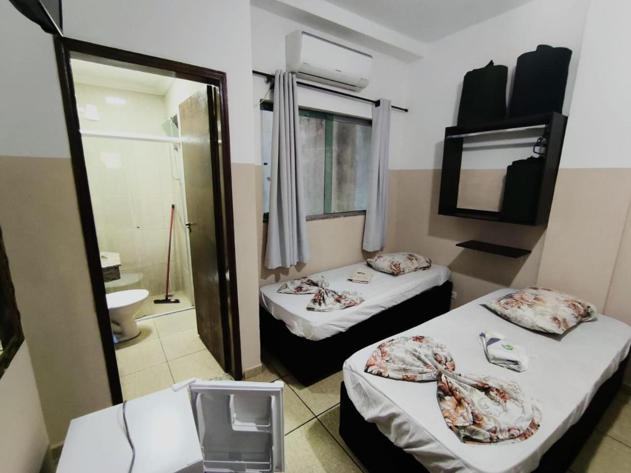 Hotel Mae Rainha Aparecida  Bagian luar foto