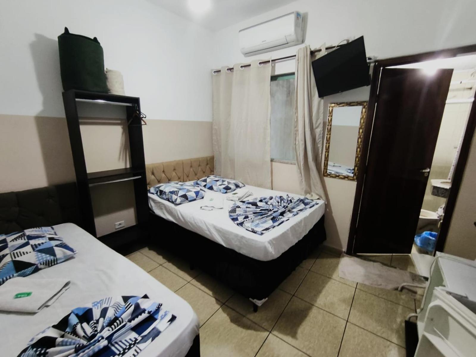 Hotel Mae Rainha Aparecida  Bagian luar foto