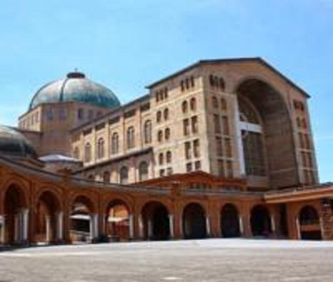 Hotel Mae Rainha Aparecida  Bagian luar foto