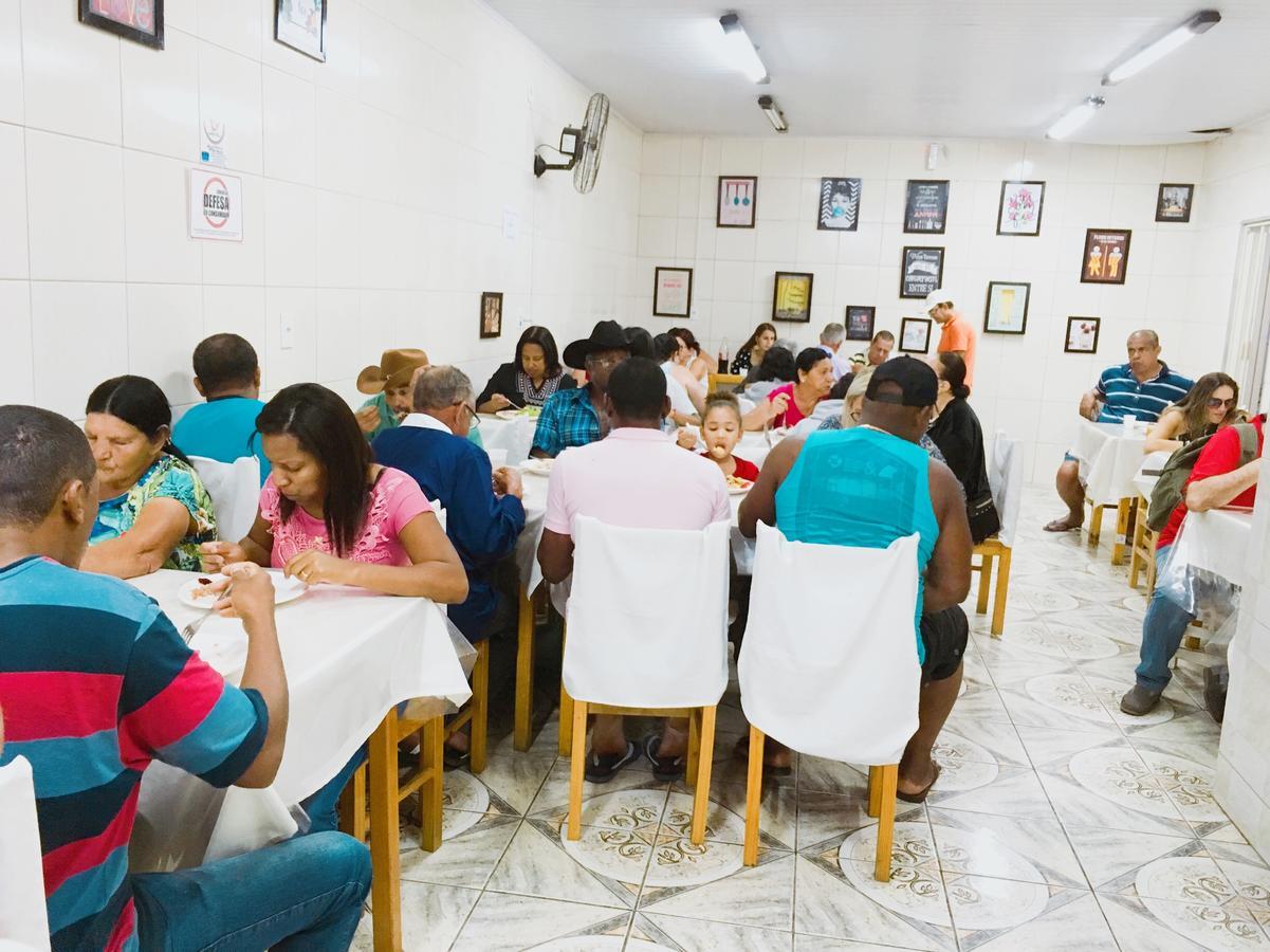 Hotel Mae Rainha Aparecida  Bagian luar foto